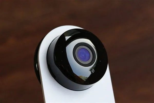 红外摄像头透视效果实测：引发透视的条件非常苛刻