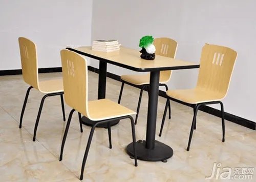 快餐桌椅贵么      快餐桌椅价格介绍