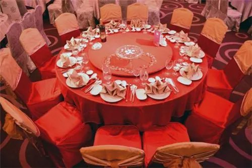 婚宴一般多少钱一桌 婚宴酒席一般几个菜