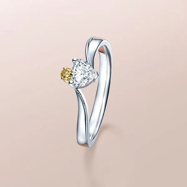 结婚钻戒定制好还是买成品好？