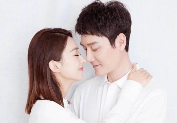 赵丽颖与冯绍峰离婚，两人的感情之路是如何发展的？