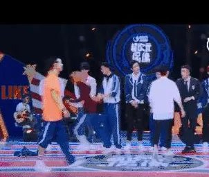 何炅节目现场发飙怒斥选手是怎么回事？