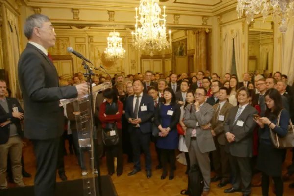 比利时为什么爱内讧