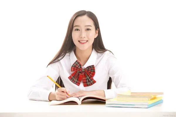 雾霾天停课，如何保障学生健康教育两不误？