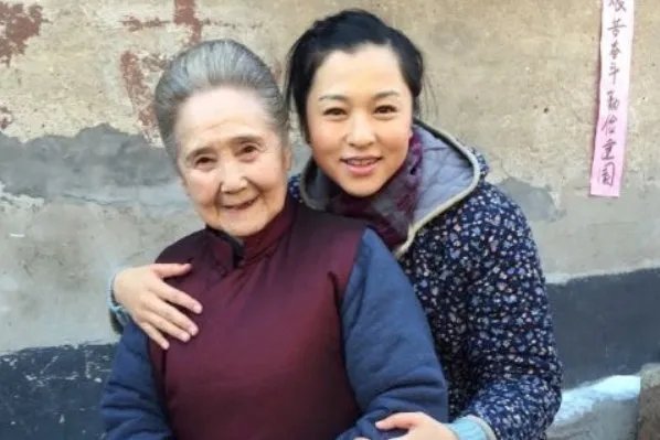 著名老演员鲁园去世,生前和哪些明星有过合作?