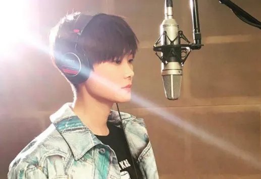 李宇春微博评论被捐款刷屏，这究竟是怎么一回事呢？