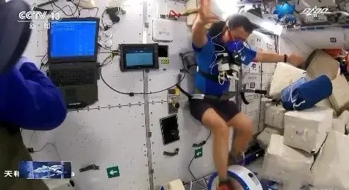 神舟十二号载人飞船的宇航员什么时候返回地球？