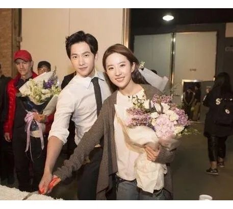 流出茅侃侃老婆杨洋近照 她和王旭明出席了创业发布会