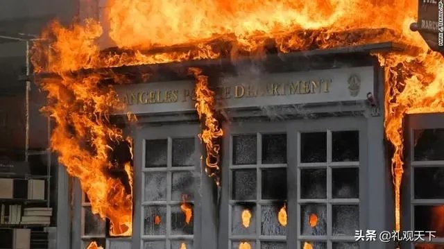 美国疫情未结束游行示威，下一个疫情高峰会在什么时候？