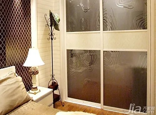 诺维家衣柜      用心感受诺维家衣柜的美