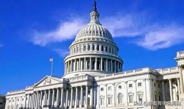 惊天大料！网传新闻记者曝出“白宫所有人员均接种疫苗”，“阴谋论”或将证实，你怎么看？