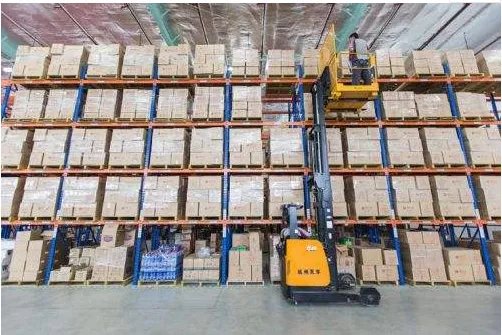 去邮局邮寄东西和直接叫ems有区别么？