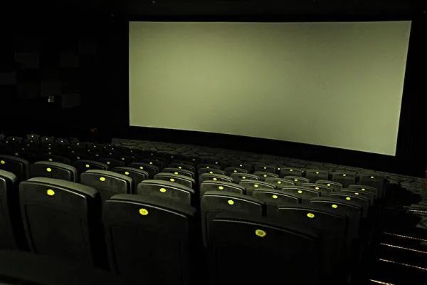 梧州一电影院误导消费者购买3D眼镜观影，最终得到了什么处罚？