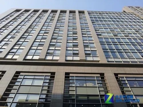 800W旗舰较量 iPhone 4S/I9100拍照对比