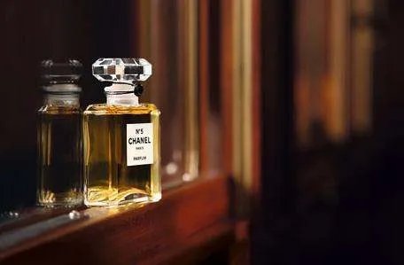 香奈儿最新款香水5号怎么样？