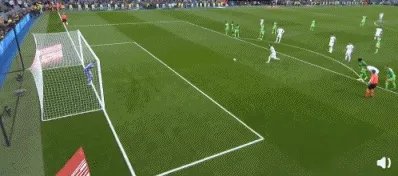 皇马5-0大胜莱加内斯，第24分钟拉莫斯为什么会罚两次点球？