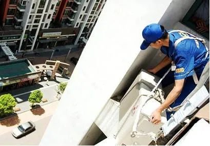 韩国工地工人55层坠落，高空作业有何注意事项？