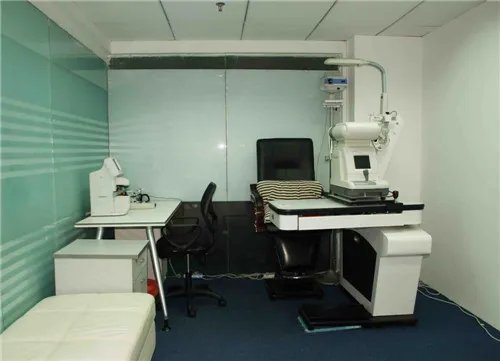 眼镜店装修效果图 2017年眼镜店装修案例