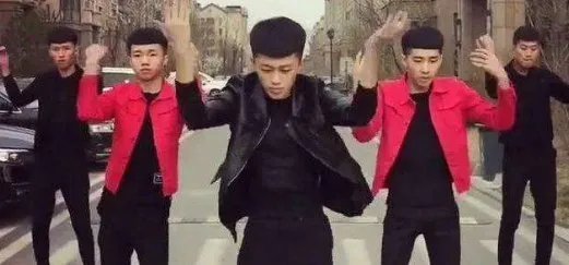 牌牌琦自从被封杀以后就一直没出现，他是不是没有出路了？