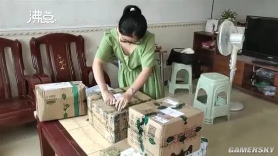 报北大考古女生收到50斤礼物 网友：这是郭襄过生日