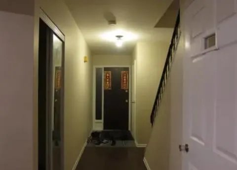 搬家谁第一个进门顺序 按辈分进（当家的先走)