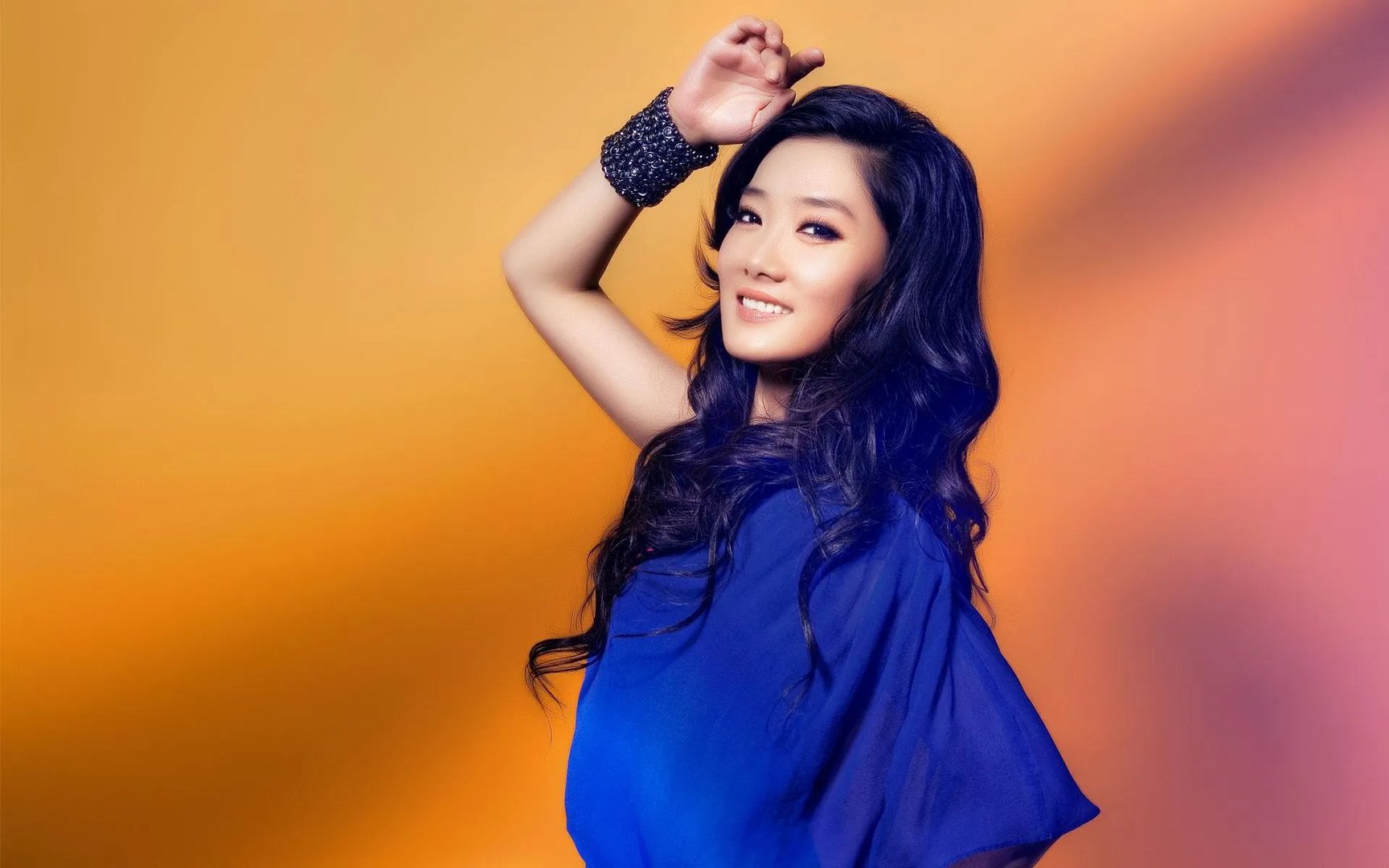 《海底》原唱回应凤凰传奇登上热搜，你觉得哪个版本更好听？