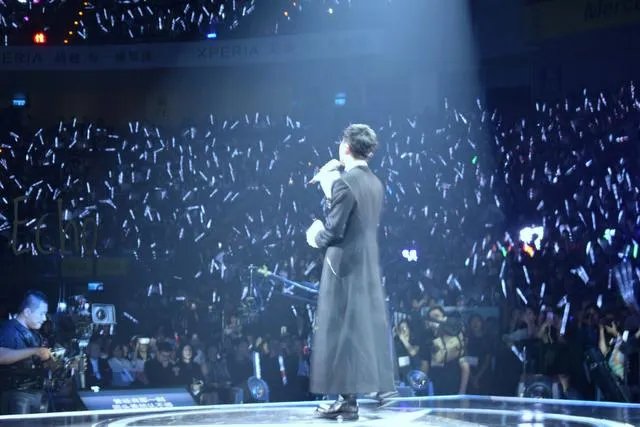 林俊杰在华语乐坛达到了什么水平？