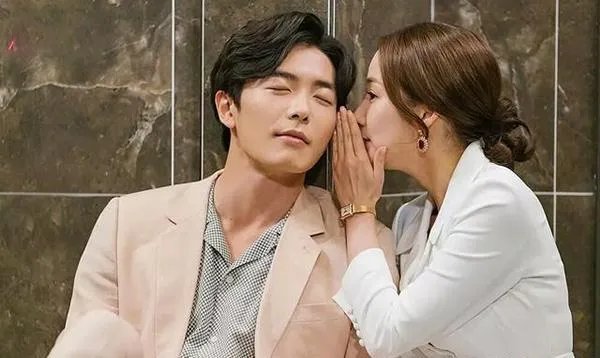 男生怎样撩，女生会受不了，需要注意什么呢？