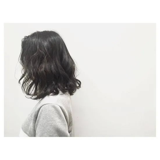 有哪些好看的短发发型？