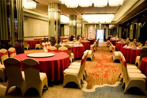 婚宴一般多少钱一桌 婚宴酒席一般几个菜