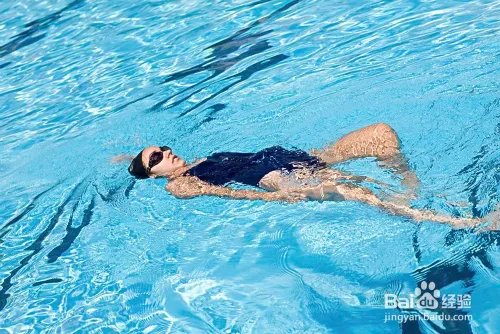 孩子落水营救遇难 落水自救办法