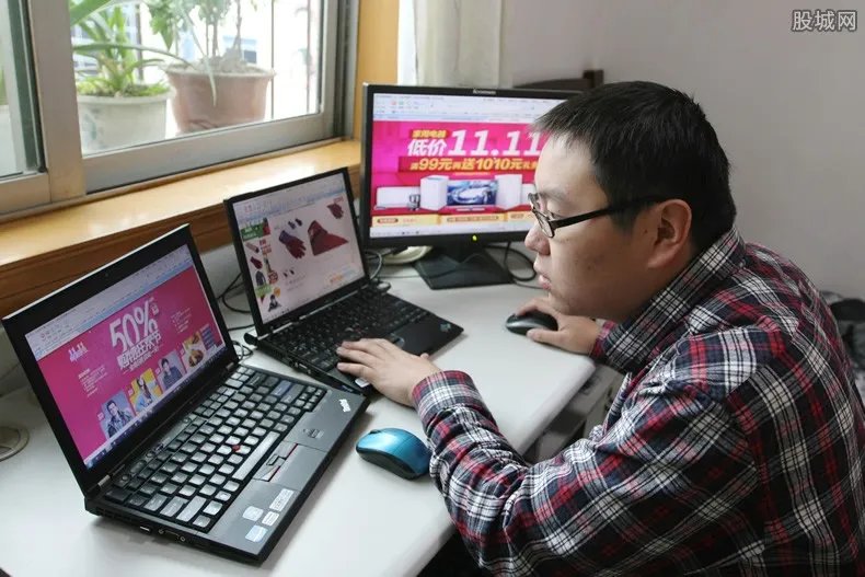 双11快件预计28亿 今年高峰邮快件或达28亿件