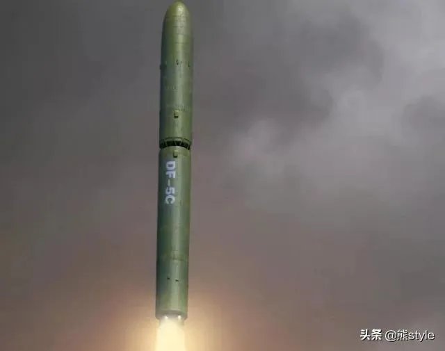 东风51重型机动洲际导弹怎么样？