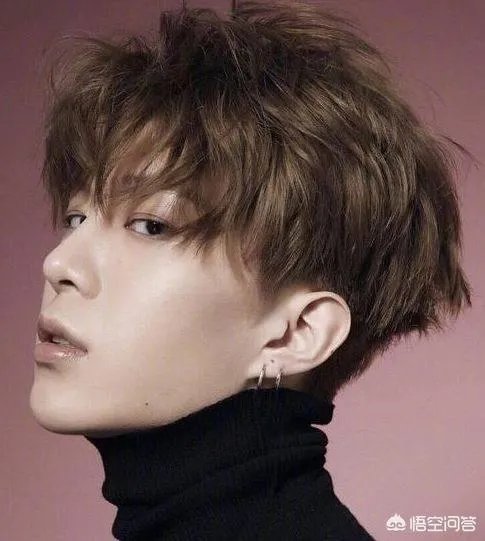 为什么范丞丞的性格不像姐姐范冰冰那样霸气侧漏，反而格外内敛敏感呢？