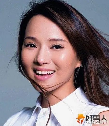 对于“伊能静”否认整容一事，你持什么样的态度？是相信还是质疑？