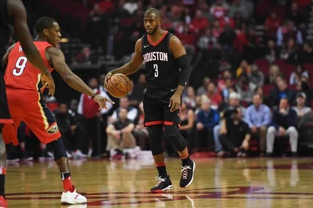 如何看待哈登关键时刻连得12分，火箭逆转鹈鹕取10连胜？