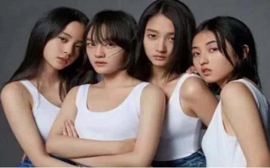 与关晓彤一起出道的四大童星，前三位大红大紫，唯独她被遗忘，她是谁？