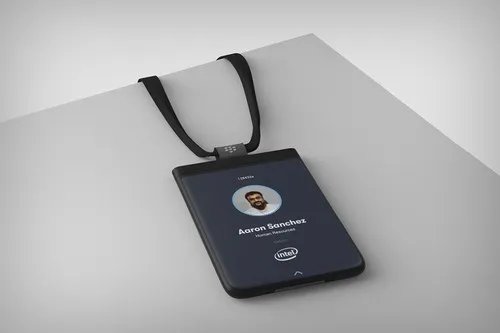 黑莓新款概念手机 竟然是一张企业胸卡