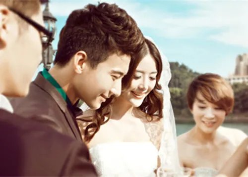 婚礼感谢词新郎怎么说 新娘婚礼答谢词攻略