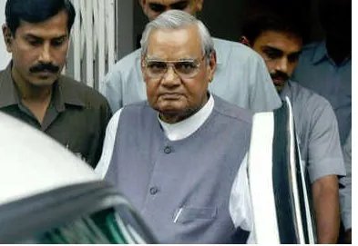 印度前总理瓦杰帕伊去世享年多少岁？