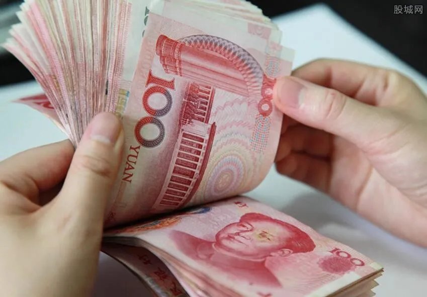 9省上调高温津贴 今年高温津贴有多少钱？