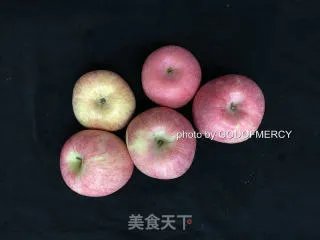 夏季美容美体的秘密：原汁原味的木瓜胡萝卜汁