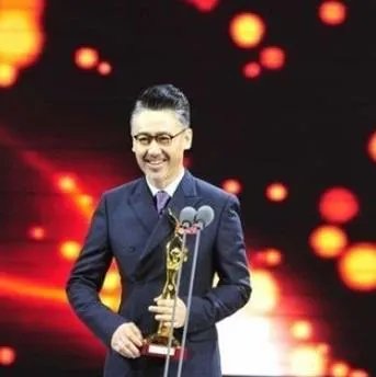 怎么看待吴秀波,大叔真的这么吃香吗?