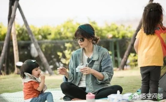 你怎么看贾静雯与修杰楷的爱情？