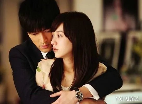 薛佳凝老公是胡歌吗揭秘两人分手原因