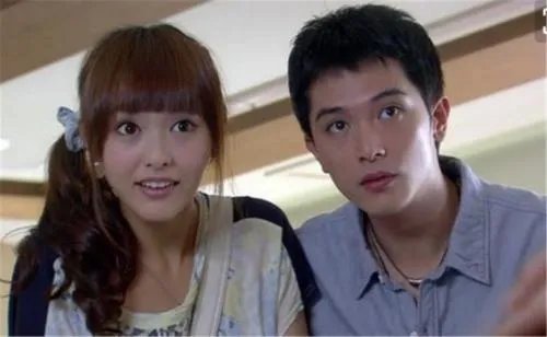 邱泽和唐嫣恋爱后却出轨，娱乐圈还有哪些人是出轨的？