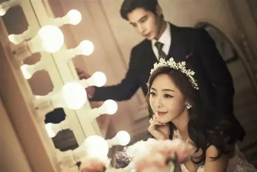 婚纱照南京团购价格  拍婚纱照如何选影楼