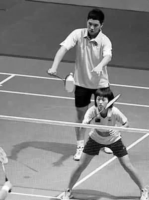 李根的家庭身世