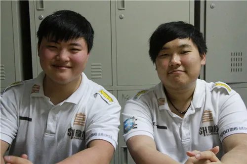 OMG签下Uzi！也许只是看起来很美！