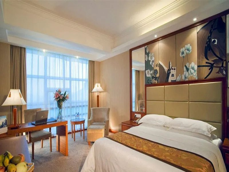 卧室床头软包背景墙效果图，让您的居室更加美观舒适